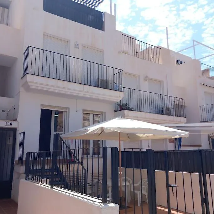 La Casa De La Fama - Apartamento Con Patio Exterior Carboneras Apartman