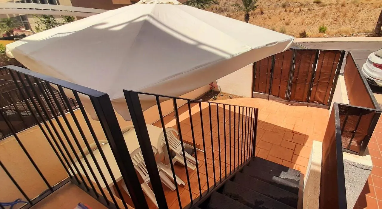 La Casa De La Fama - Apartamento Con Patio Exterior Carboneras 0*,
